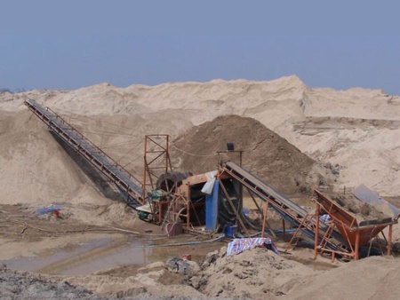 山东移动破碎机供应,破碎制砂设备价格