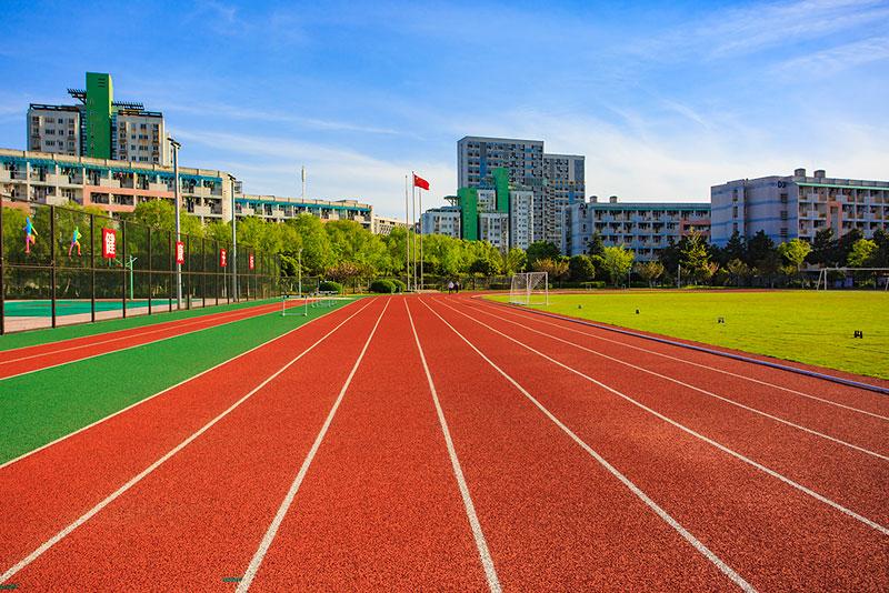 西寧結紋塑膠跑道費用,預制塑膠跑道保養