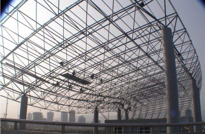 呼伦贝尔彩钢钢结构认准呼伦贝尔市鑫丰彩钢钢结构-钢结构批发