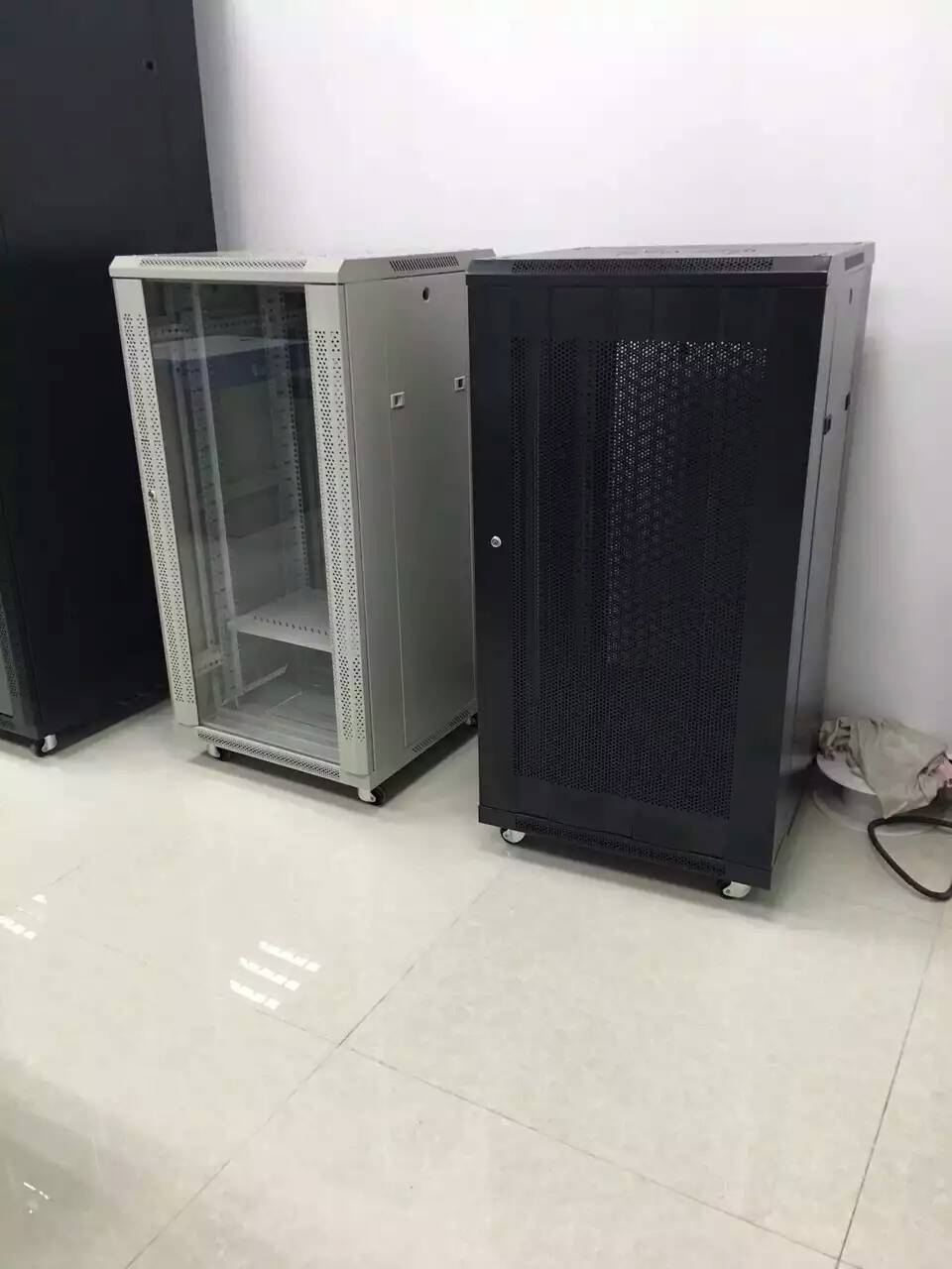 安防机房网络服务器机柜