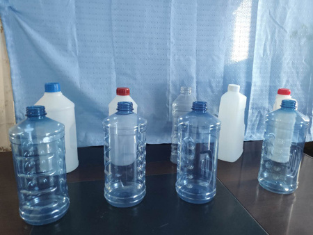 西藏汽车用瓶批发-甘肃可信赖的兰州汽车玻璃水瓶厂家