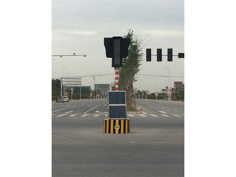 郑州交通信号灯-新乡太阳能信号灯-鹤壁太阳能信号灯