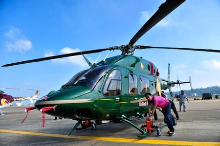 考直升机驾照需要具备什么条件？