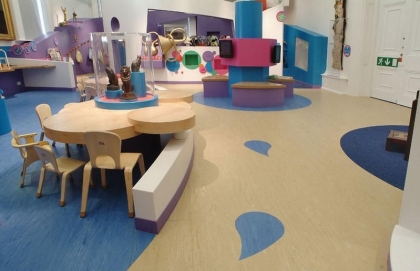 金刚板图片,实木地板厂家