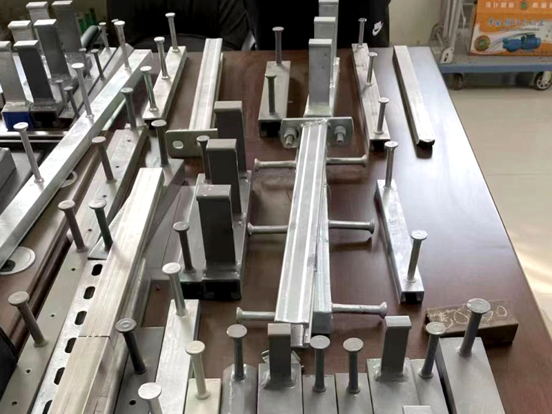 陜西高鐵預(yù)埋槽道施工