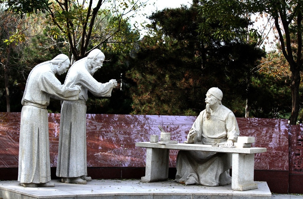 银川广场石材雕塑定制,人物石雕设计