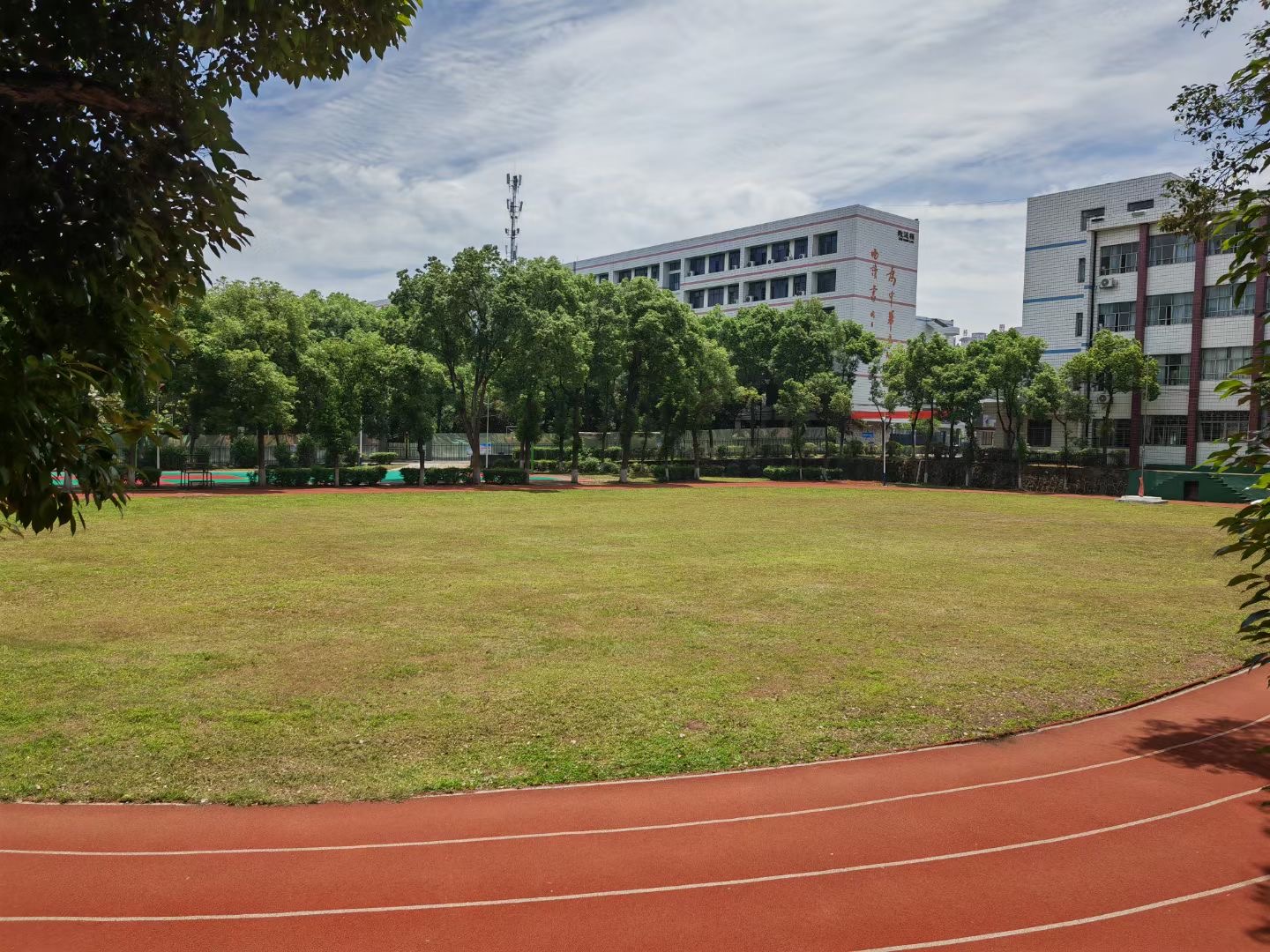 衡东技术中等职业学校学费多少钱一年