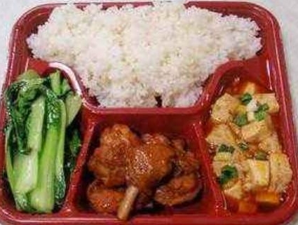 界首快餐盒饭配送模式