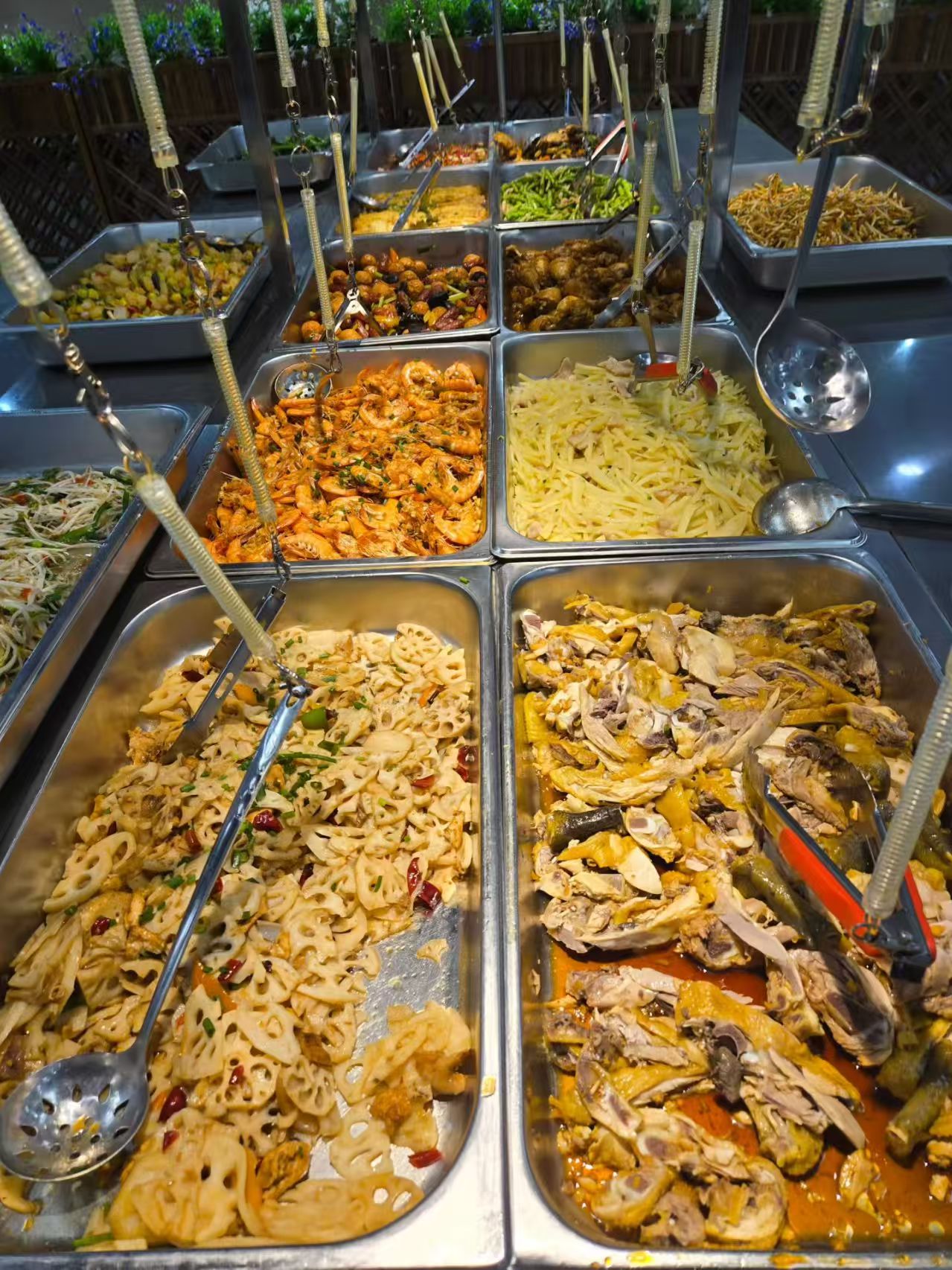 镇江外包学校食堂电话