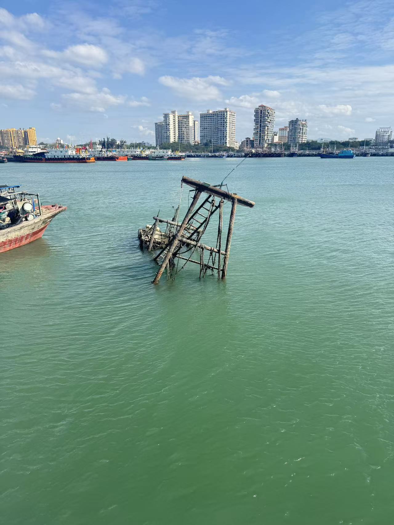 美兰水下修补工程