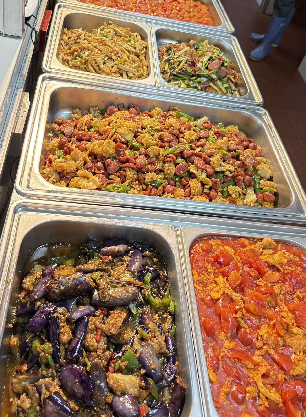 阳江学校食堂承包公司电话