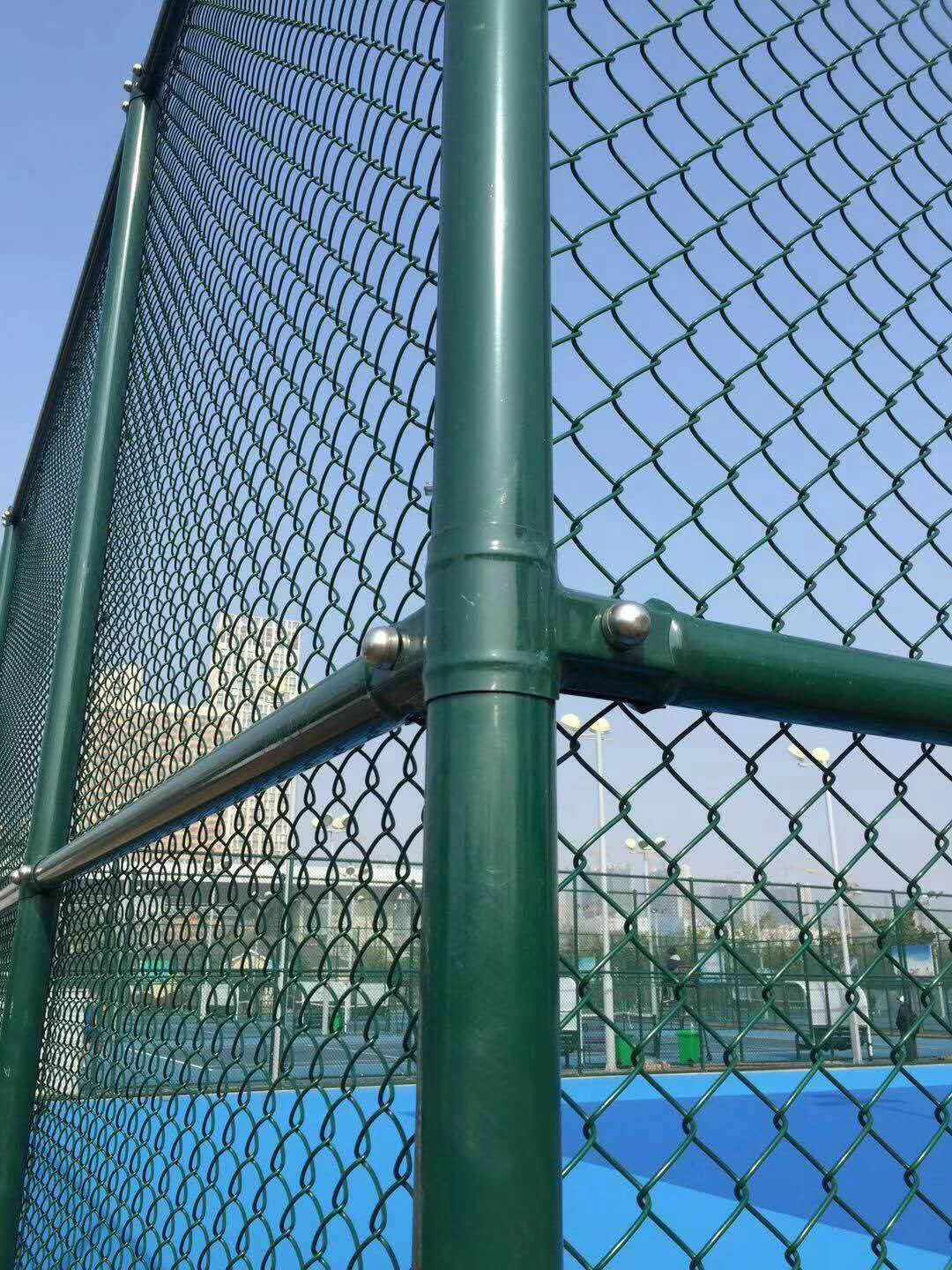 果洛篮球场围栏网加工厂,排球场围栏加工
