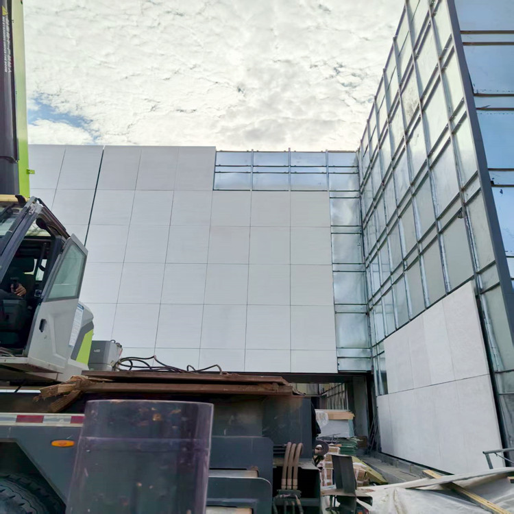 吉林UHPC仿石材肌理板生产安装一条龙