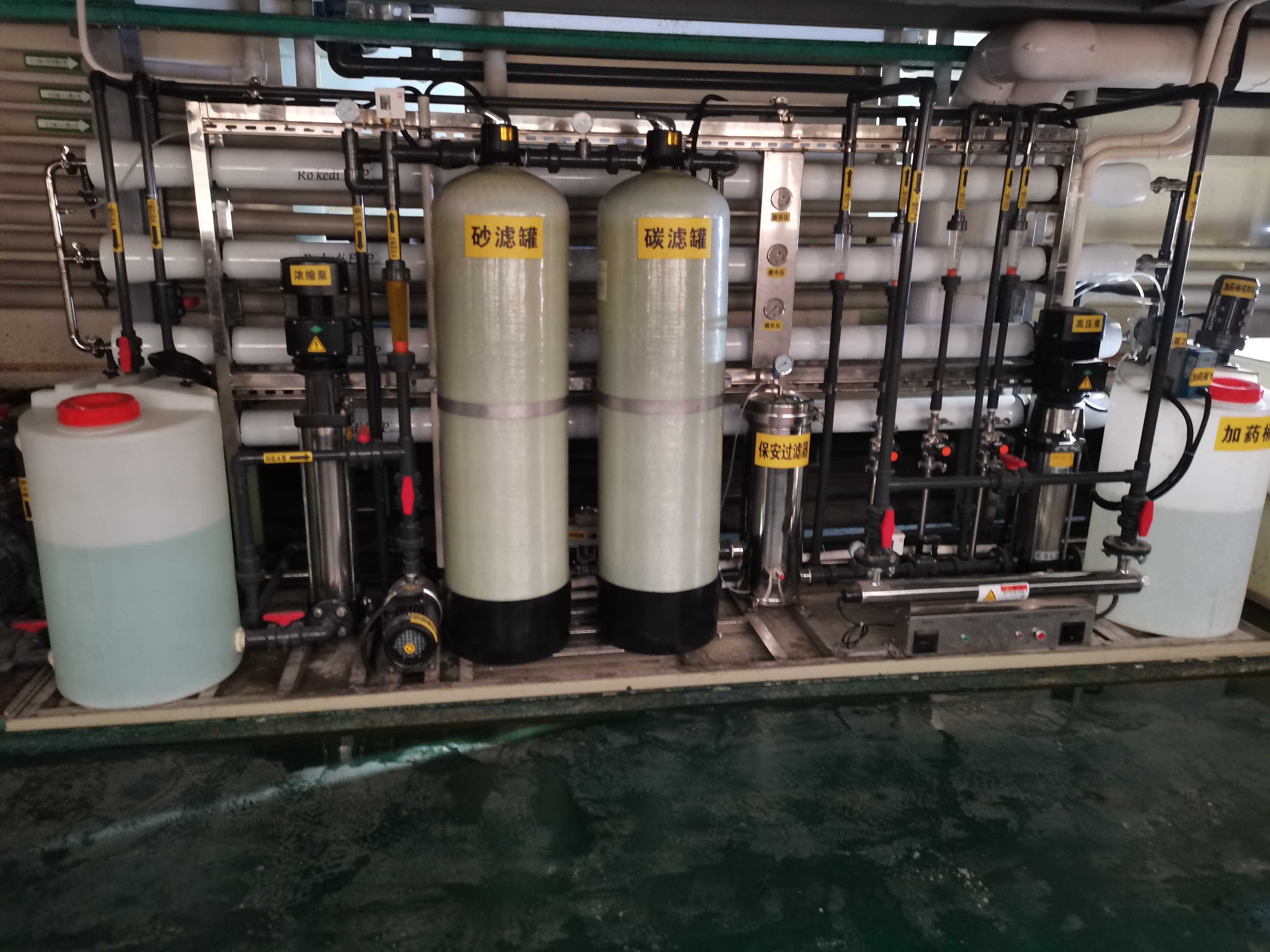广东自清洗净水机设备制造公司